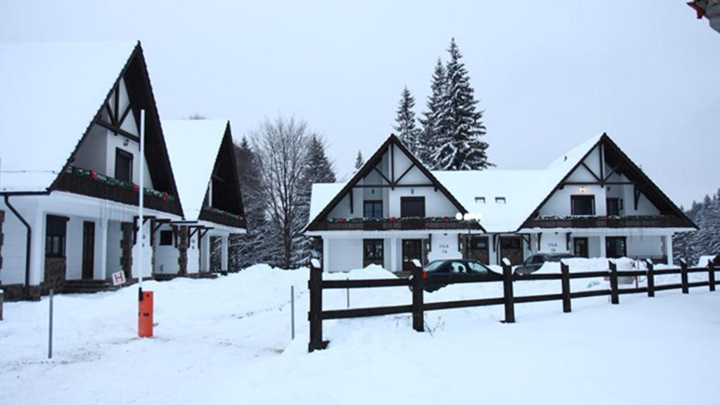 Complex Vile- Milana M Residence Poiana Brasov Εξωτερικό φωτογραφία